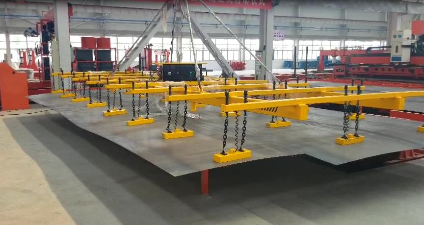 鋼板板材的起吊神器，磁力起重吊具橫空出“市”