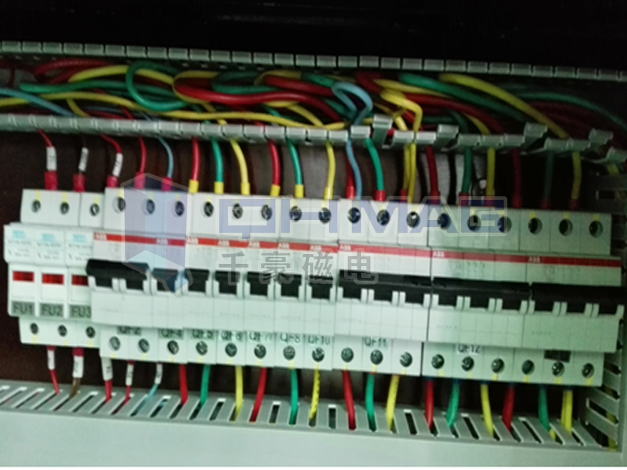 注塑機快速換模系統(tǒng),磁力模板,伊之密注塑機換模,電永磁快速換模 注塑機快速換模系統(tǒng),磁力模板,伊之密注塑機換模,電永磁快速換模